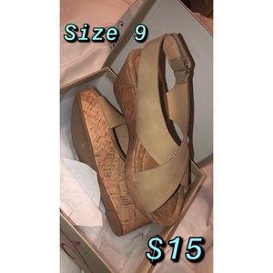 Jessica Cline Tan heels